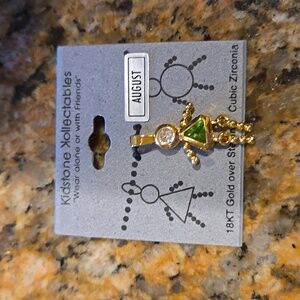 August Peridot Birthstone girl Necklace Pendant - 18kt gold